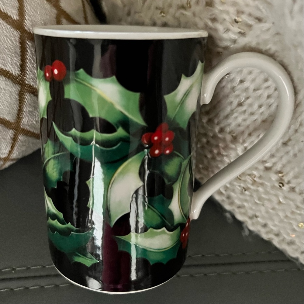 Dunoon Stoneware SCOTLAND “Holly” Designed by Bessey COFFEE TEA MUG CUP 9 oz - Picture 2 of 9